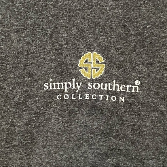 Simply Southern Old Town Road Tee Shirt Crew Neck L/S Size Small S Grey - Picture 3 of 8